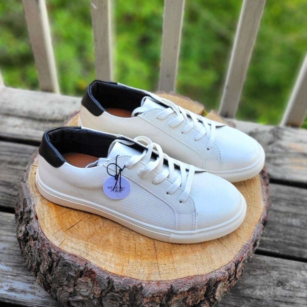 SONOMA shoes sz 6